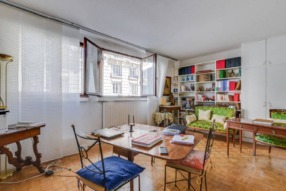 Vends local commercial RDC transformable en habitation 62m² - Paris 16ème