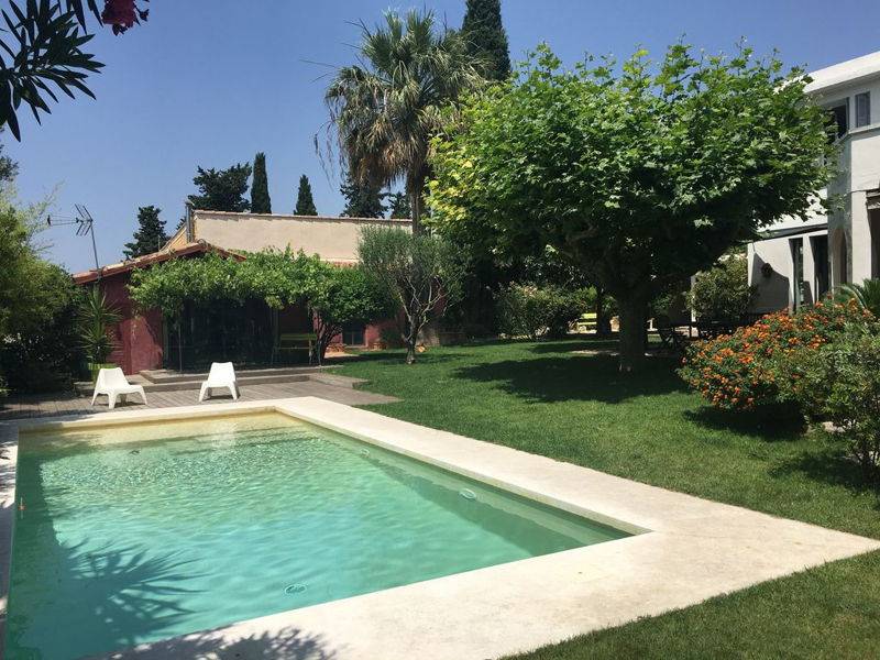 Loue villa familiale à Marseille 12ème - 10 couchages - 5 ch