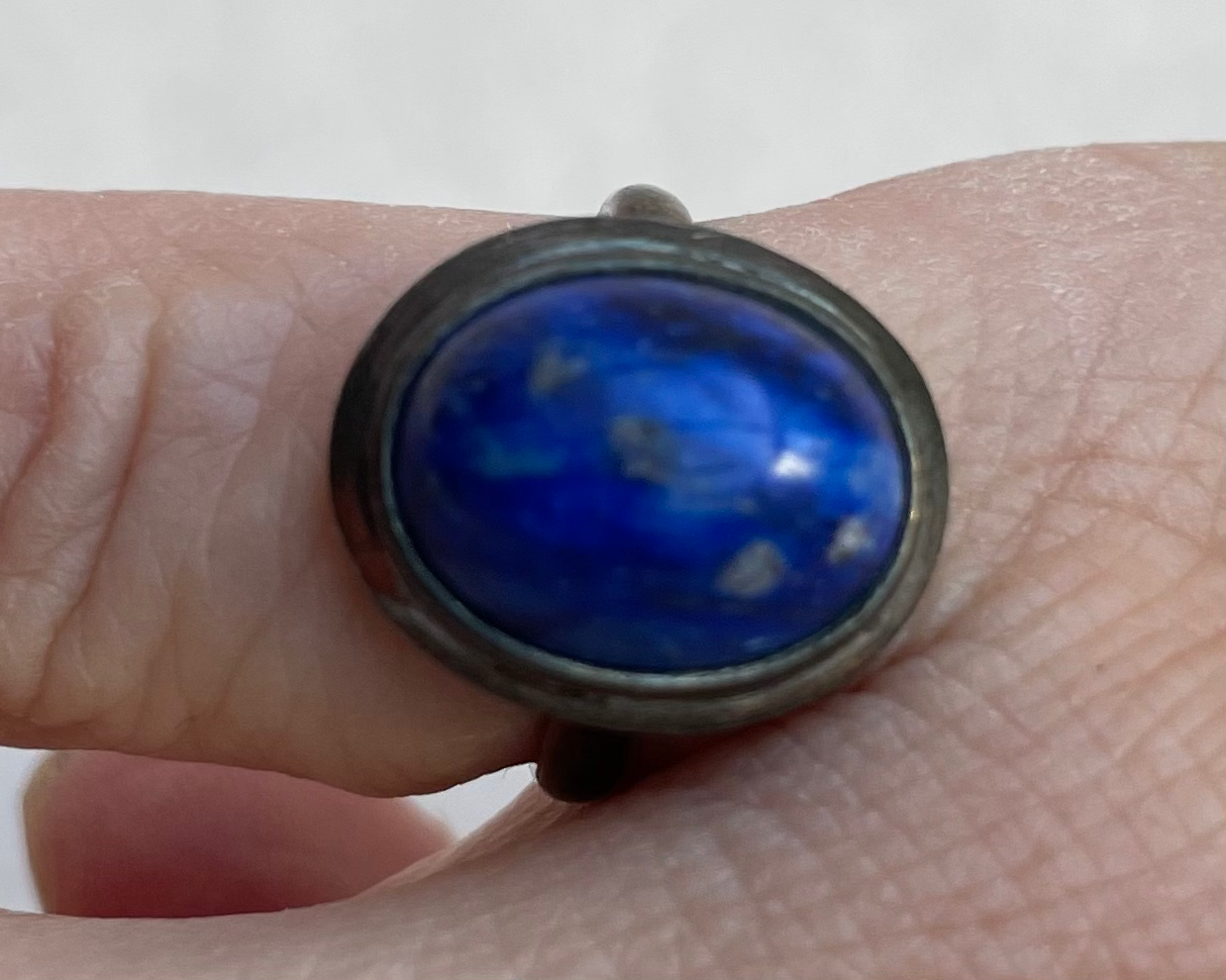 Bague en argent et lapis-lazuli