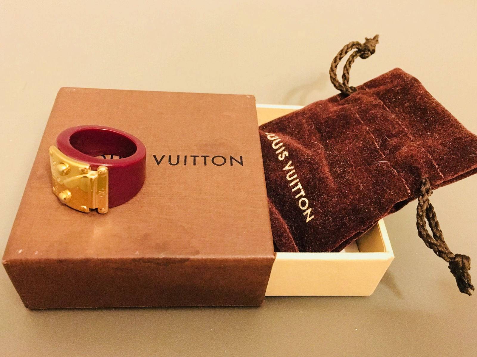 Bague Louis Vuitton Lock Me