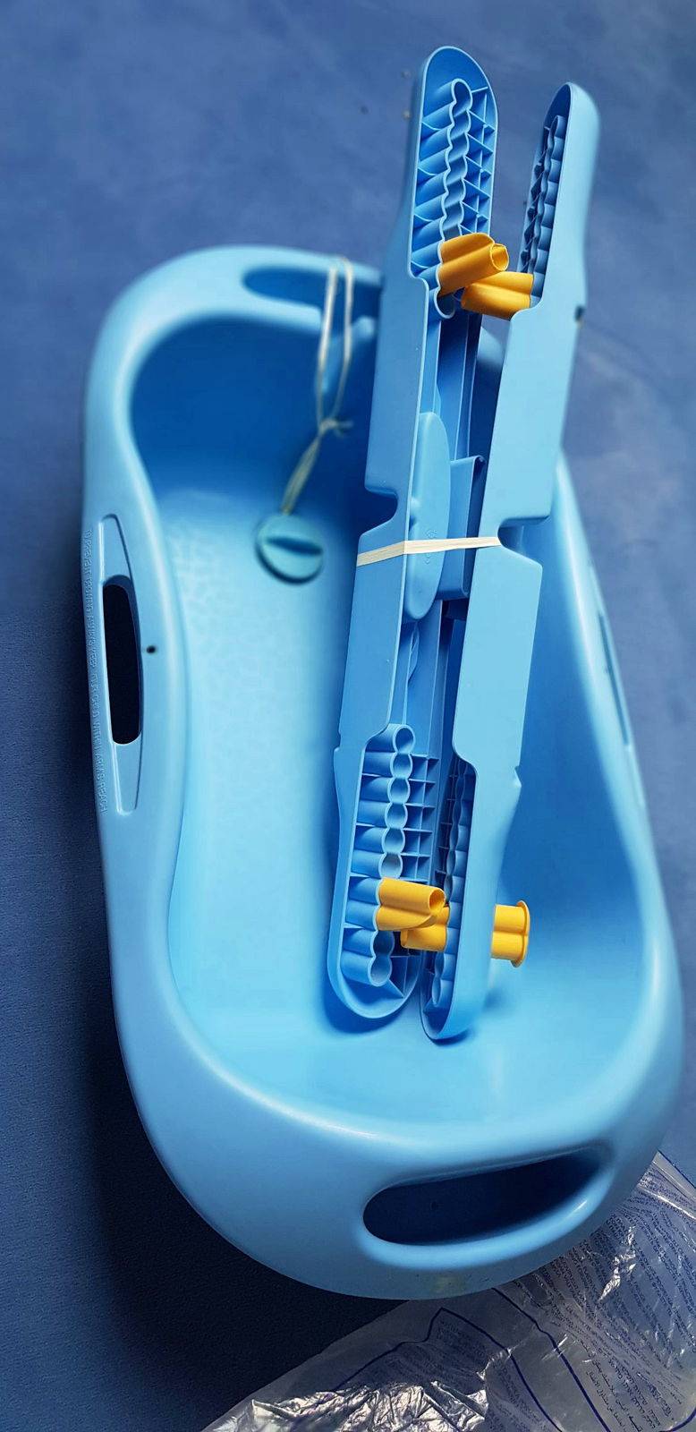 Baignoire bébé adaptable sur baignoire adultes