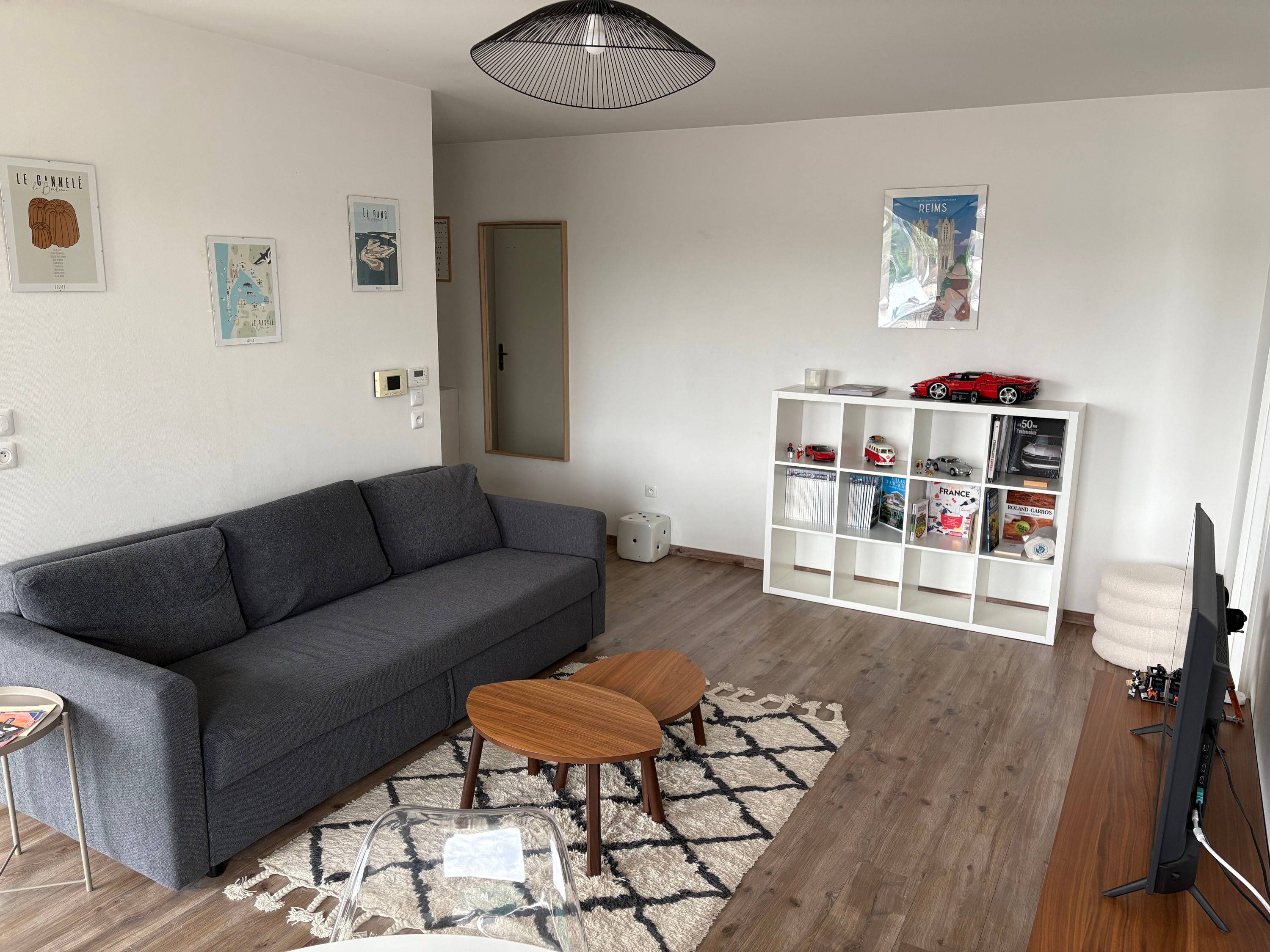 Loue appartement 52m² calme et lumineux avec terrasse et place de parking proche Église St André