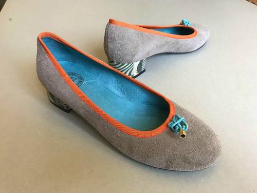 Ballerines Catherine Parra 37, daim gris, neuves