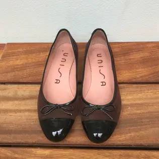 Ballerines nubuck marron bout noir vernis taille 38 Unisa peu portées