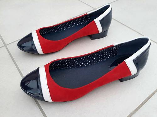 Ballerines tricolore pointure 39