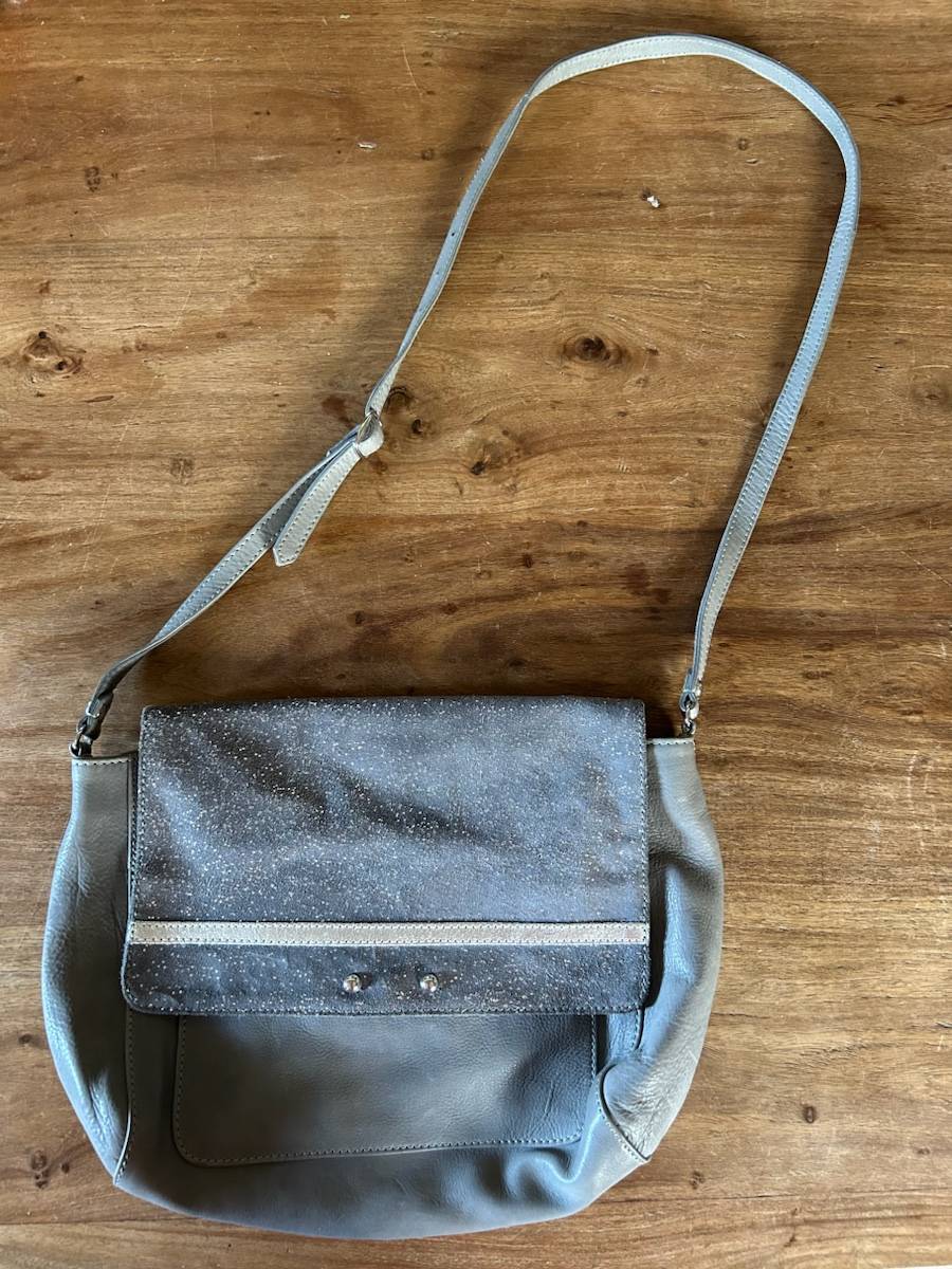 Sac Bandoulière Homme La Bagagerie En Cuir Noir - Vintage - Occasion