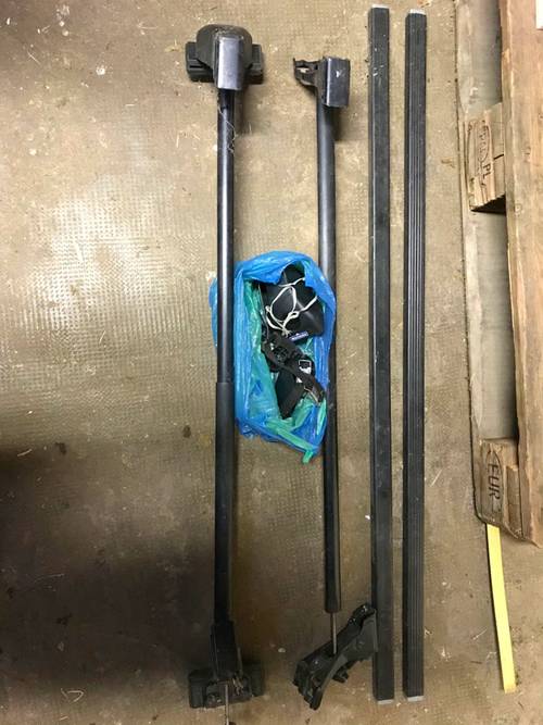 Barres de toit Norauto pour petite voiture