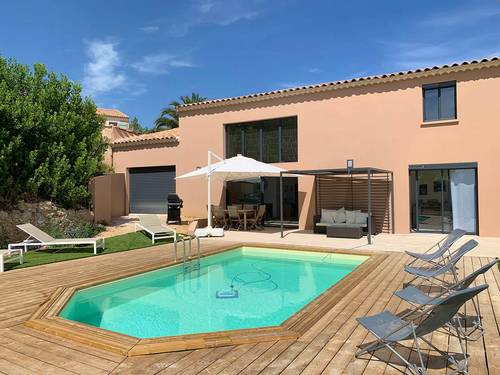 Loue bastide 12 couchages 5 chambres - Sanary-sur-Mer (83) proche plages