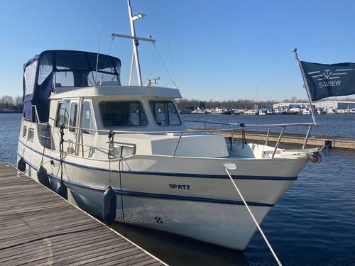 Vends bateau fluvial