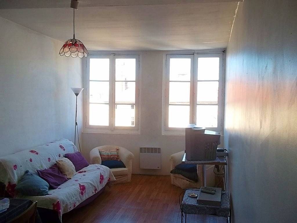 Loue appartement 50m² T3 duplex meublé sans ascenseur Bayonne