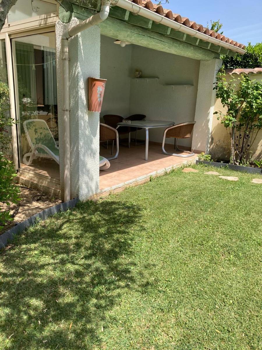 Beaumes de Venise jolie villa meublée dans une petite copropriété — free download