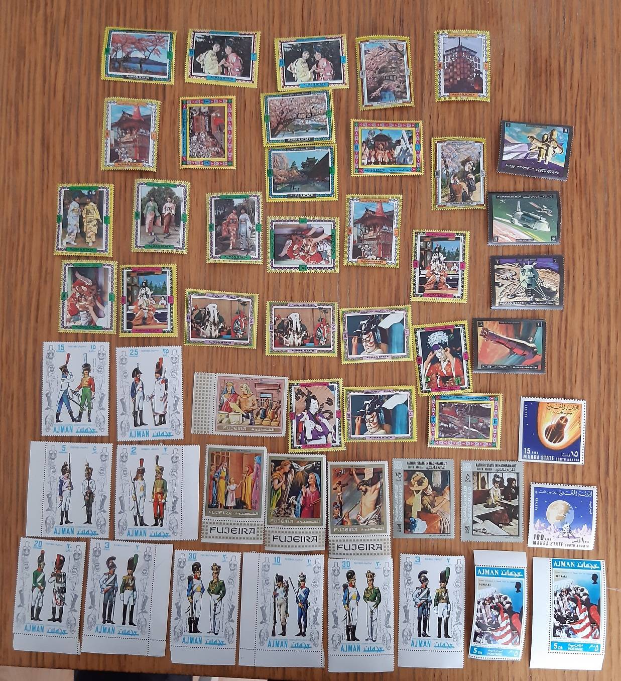 50 beaux Timbres