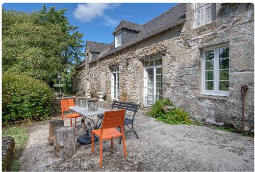 Loue maison familiale en pierre - 6 chambres, 12 couchages - Sarzeau (56)