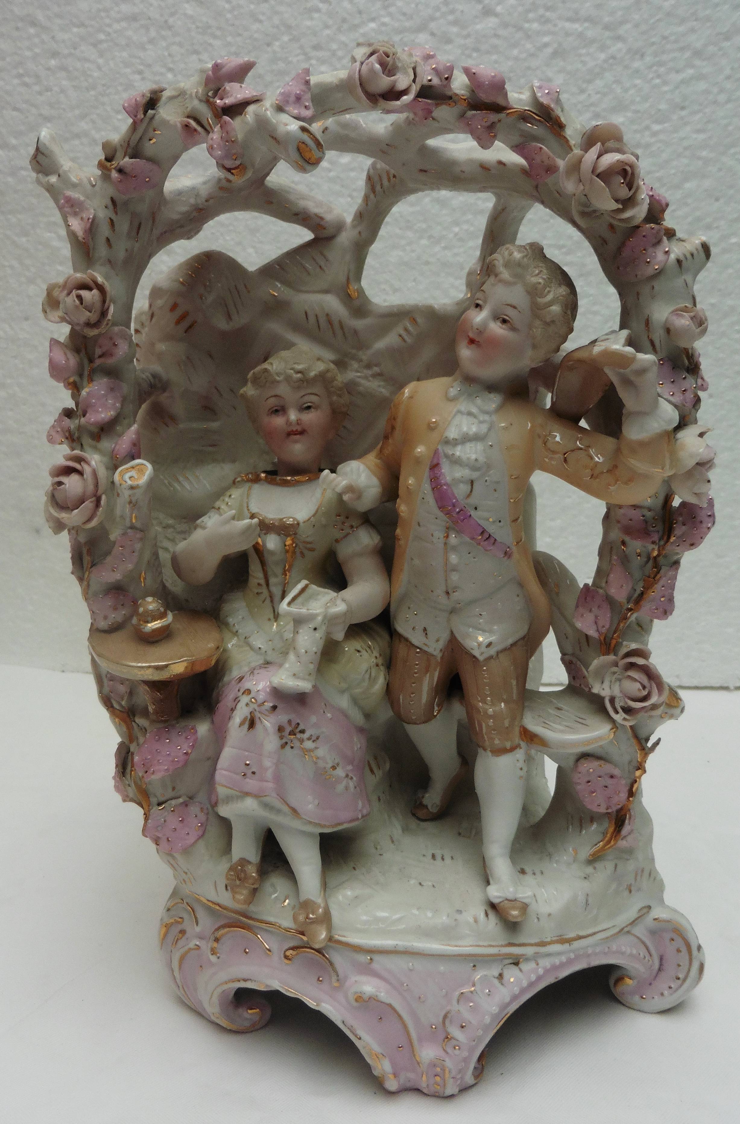Belle et grande statue en porcelaine couple MEISSEN