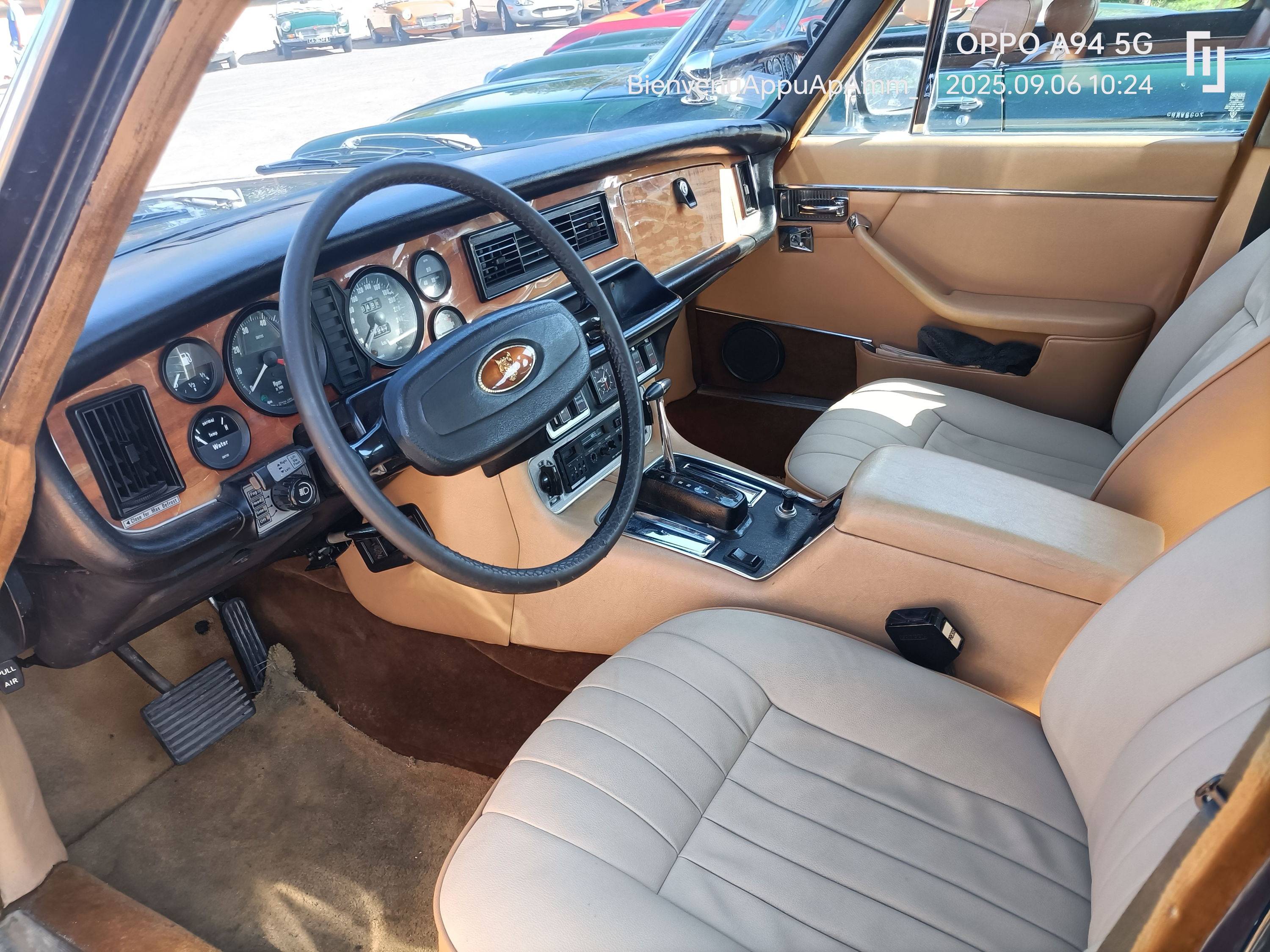 Très belle Jaguar xj 12 serie2 berline, 4 portes, bleu d’origine entièrement révisée