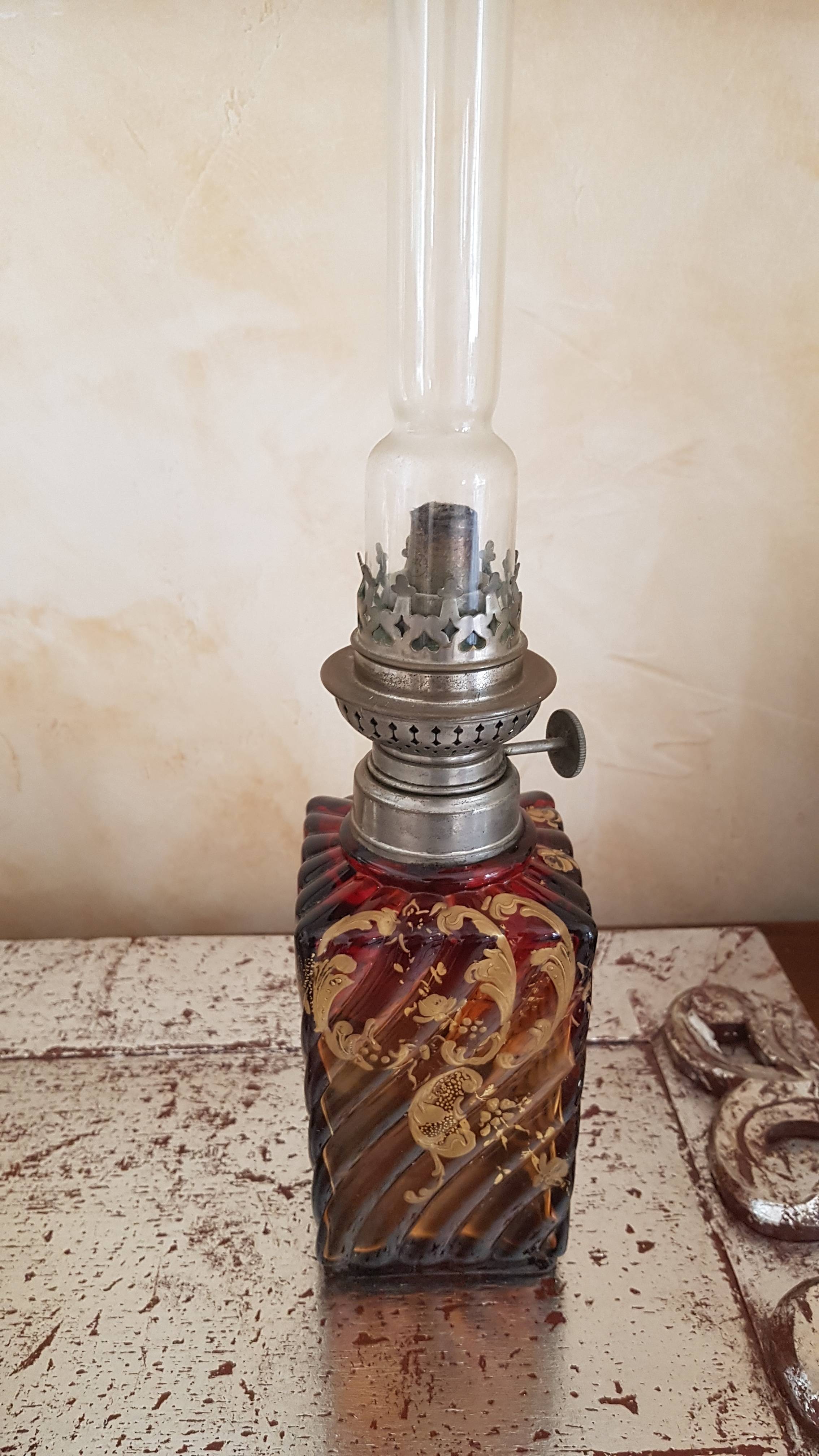 Lampe à pétrole art nouveau