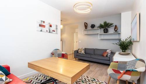 Loue très bel appart- place Mexico - 3 pièces - 4 couchages - meublé et bien équipée - calme - Paris 16ème