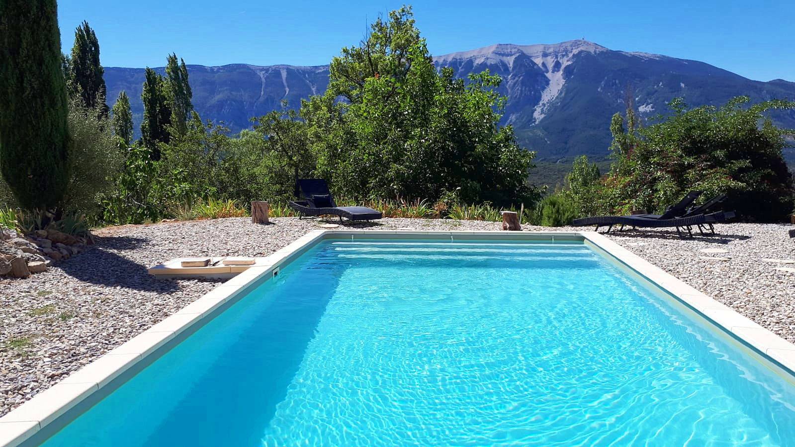 Loue belle maison de vacances en Provence 5 chambres · 8 couchages- Plaisians (26)