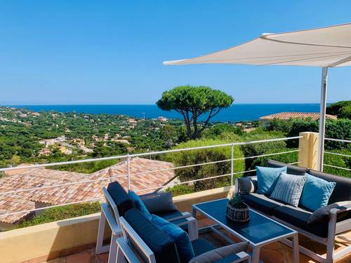 Loue maison vue mer exceptionnelle - 4 chambres, 10 couchages - Roquebrune-sur-Argens (83)