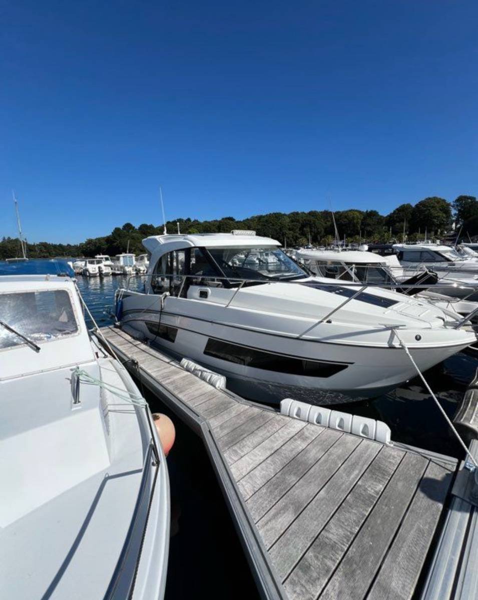 Beneteau Antares 9 OB