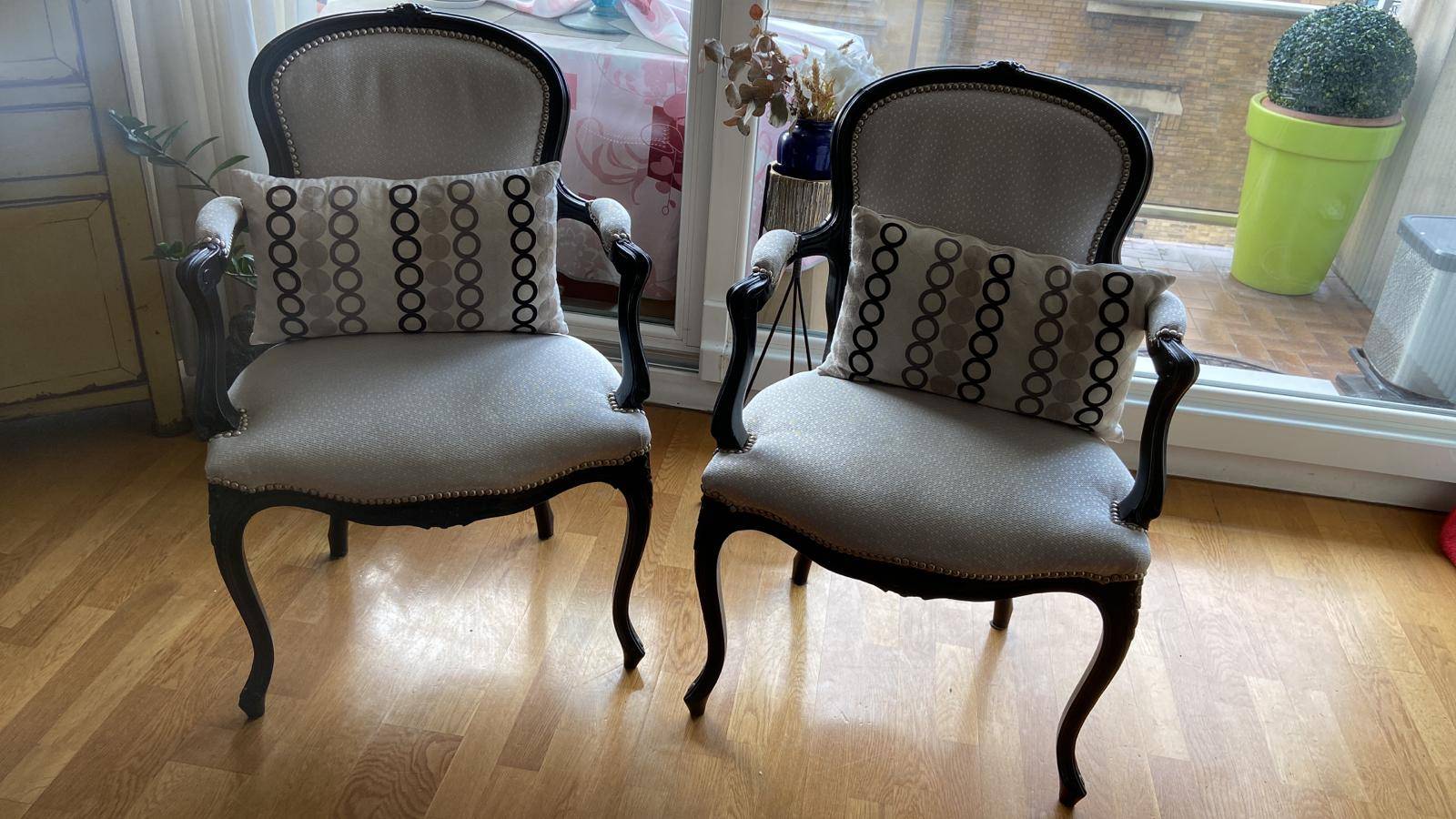 Vends 1 seul fauteuil Louis XV