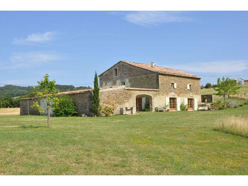 Loue mas isolé en pleine nature 12 couchages - Truinas (26)