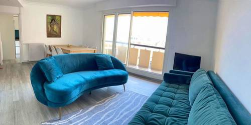 Location saisonnière - Biarritz (64) appartement place Saint Charles 90m² 3 chambres - 8 couchages