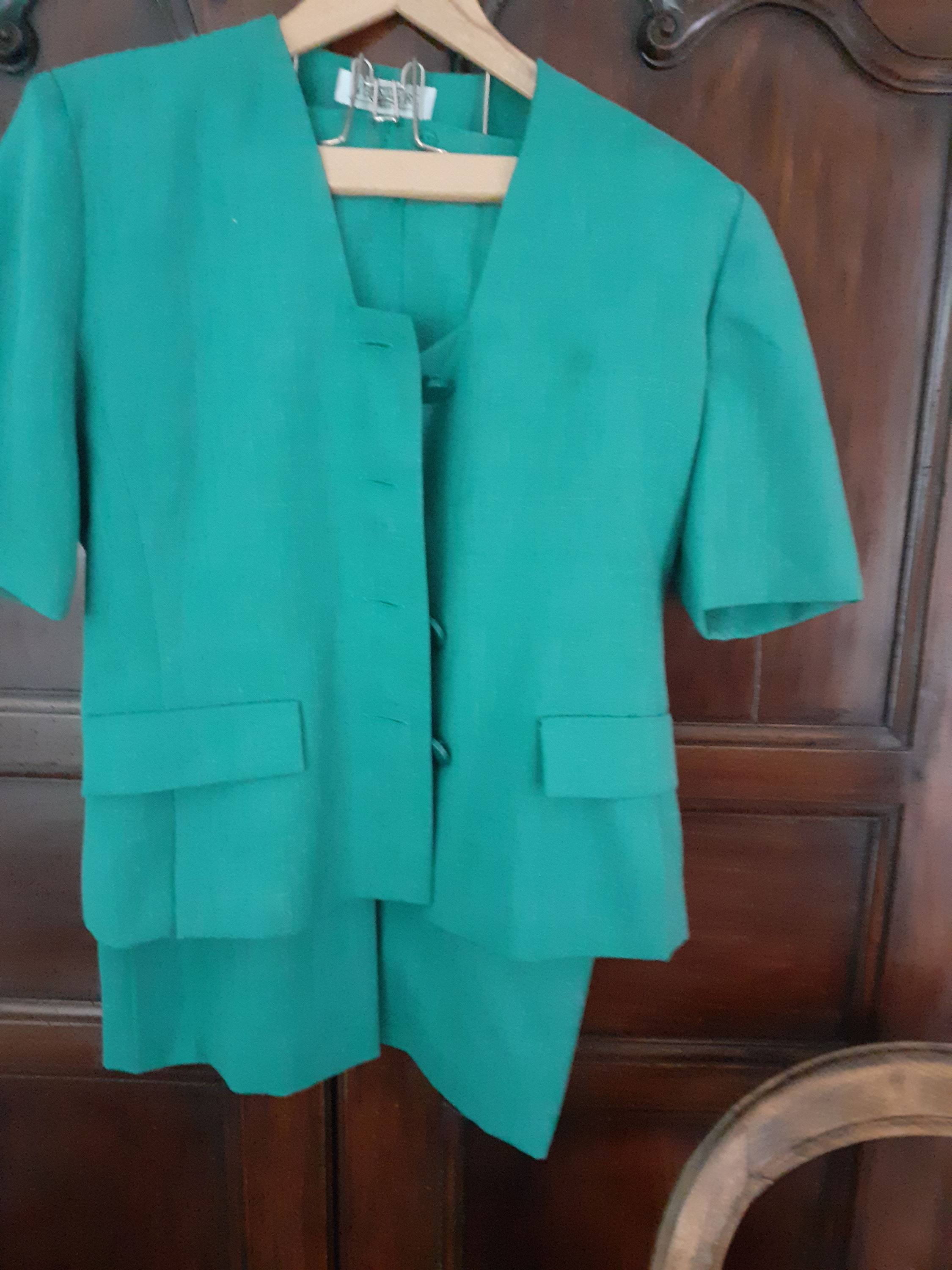 Vends blazer court belle toile vert pomme et jupe droite - Taille 38/40  "Weinberg"