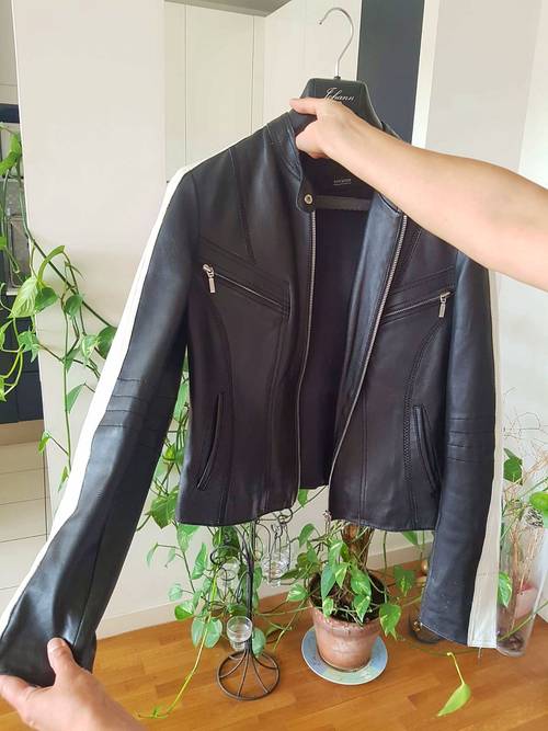 Vends blouson cuir taille S peu porté