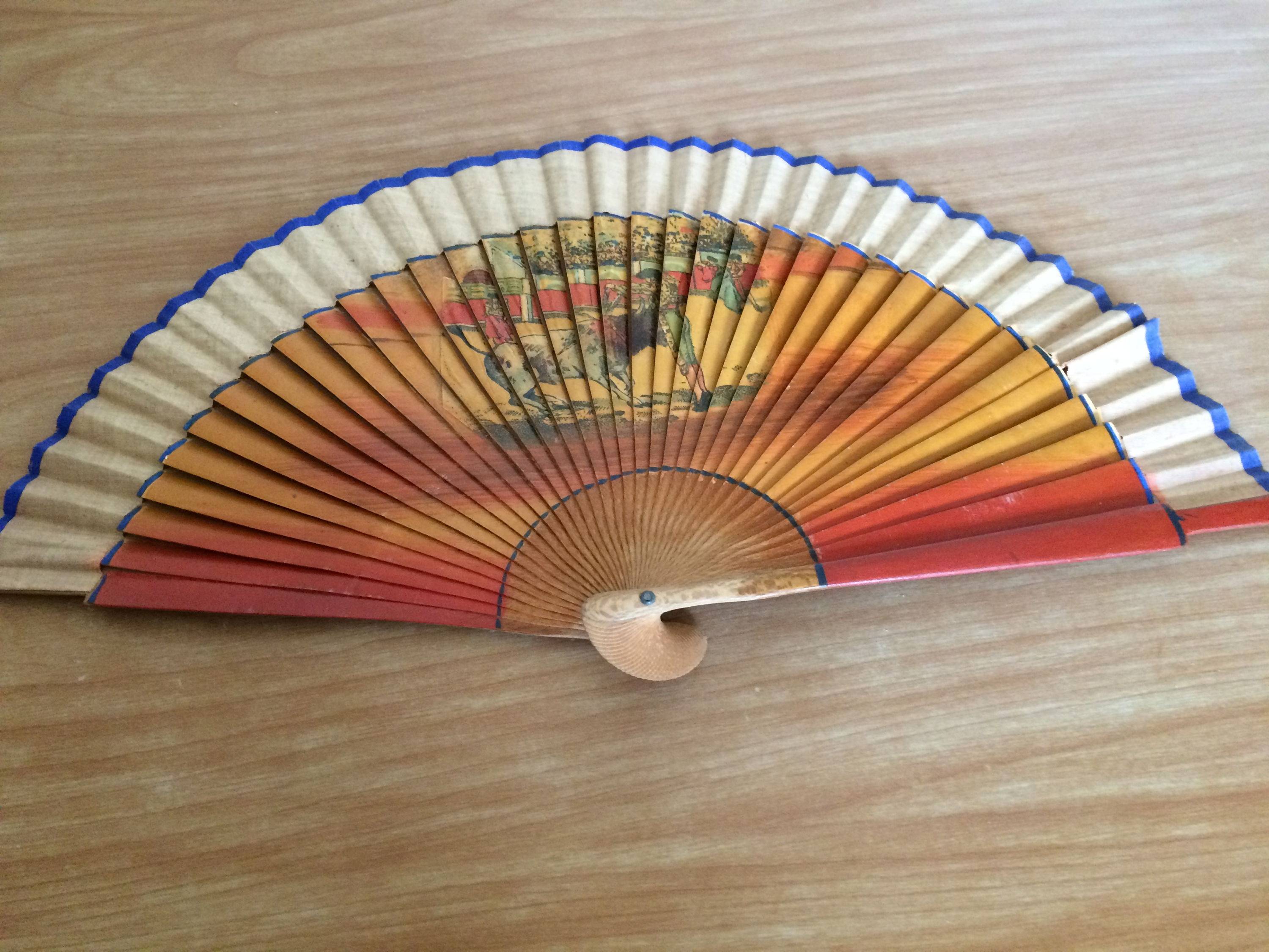 Vends ancien éventail espagnol