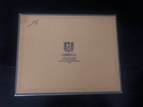 2 Boîtes de 70 petites enveloppes Armorial Neuves