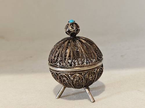 Vends bésamin à pointe en filigrane d’argent Havdalah religion judaïsme Pologne XIXème siècle