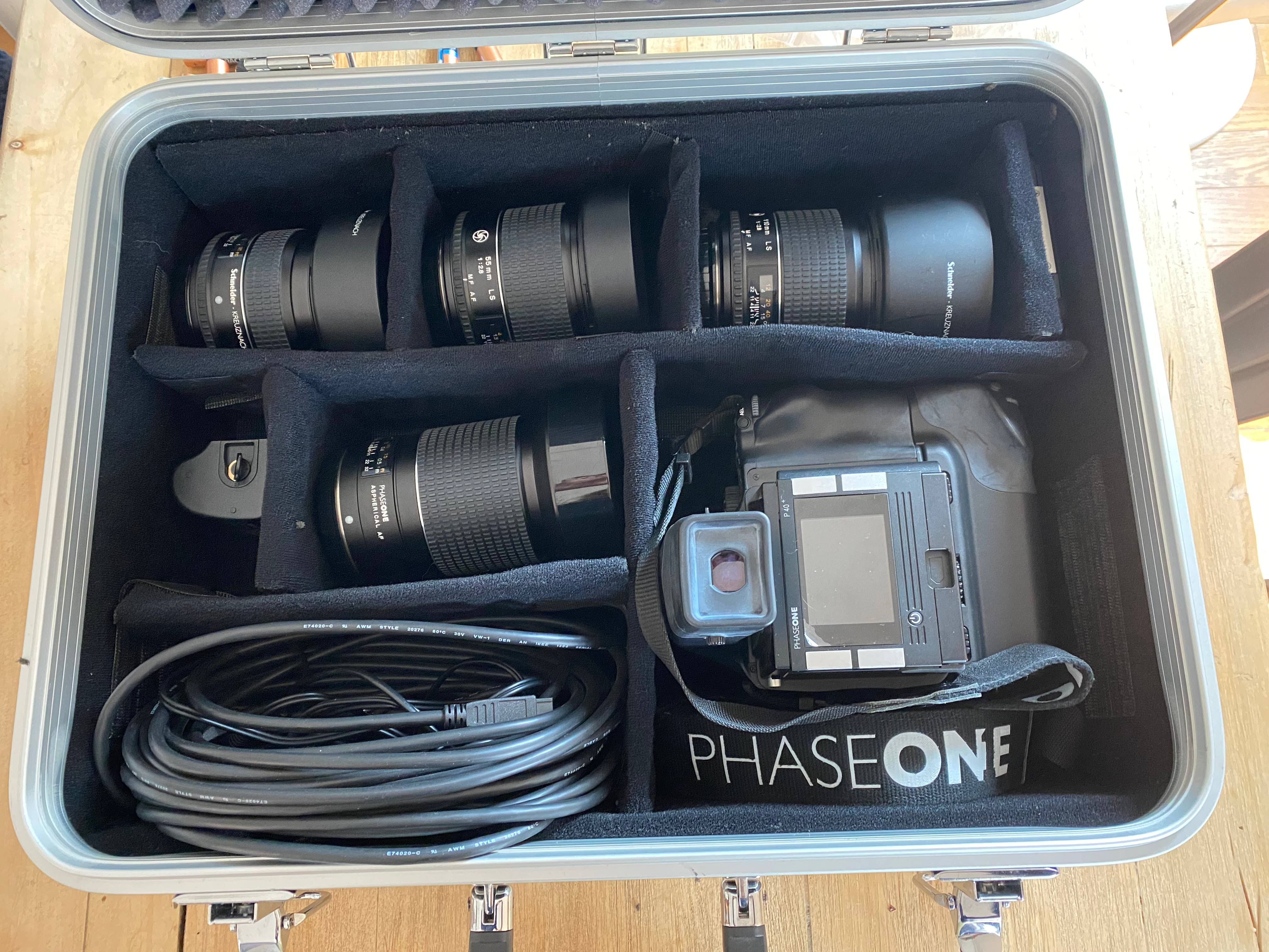 Boitier phase one 645 df + dos p40+ + optiques on Gens de Confiance