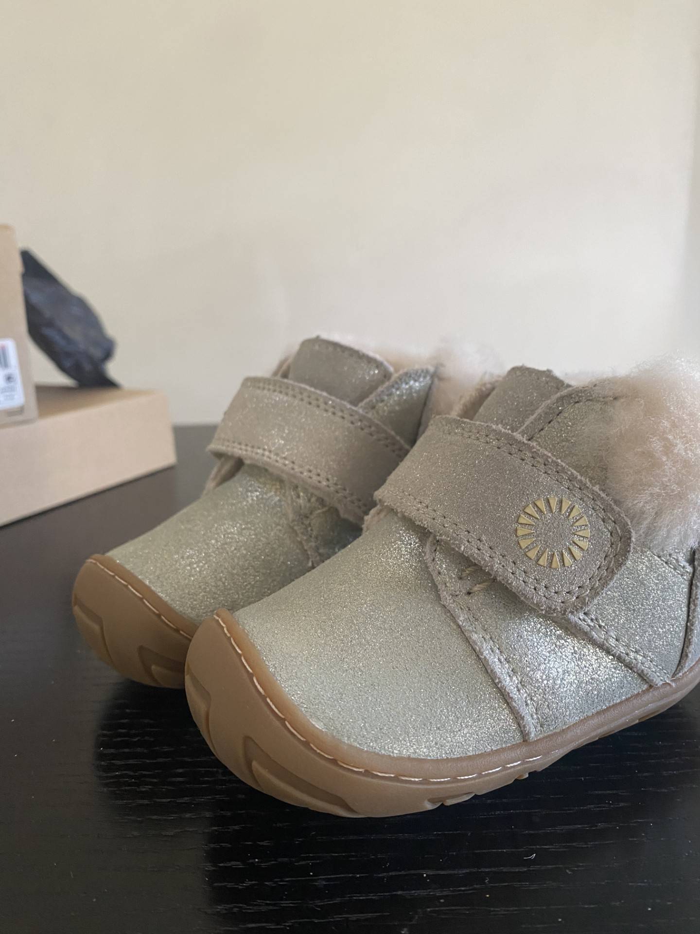 Vends bottes Baby UGG - Taille 20,5