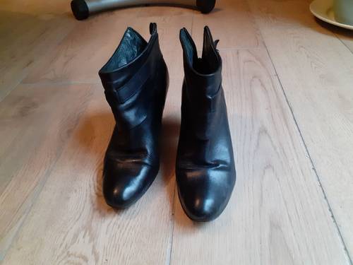 Vends bottines San Marina - Pointure 39