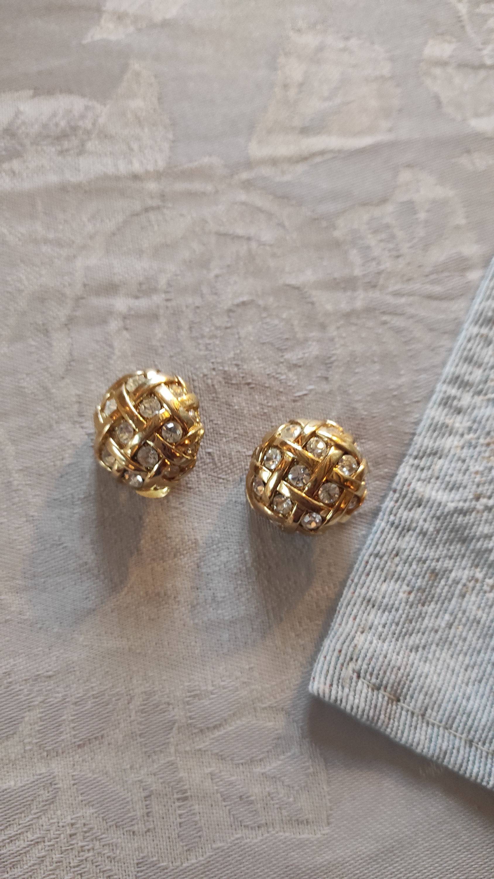 Boucles d’oreilles métal doré clips excellent état