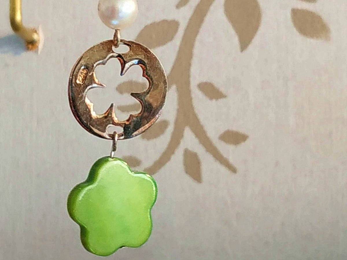 Boucles d’oreilles trefle de nacre verte