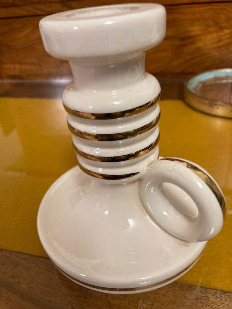 Bougeoir / pied de lampe en céramique crème et doré