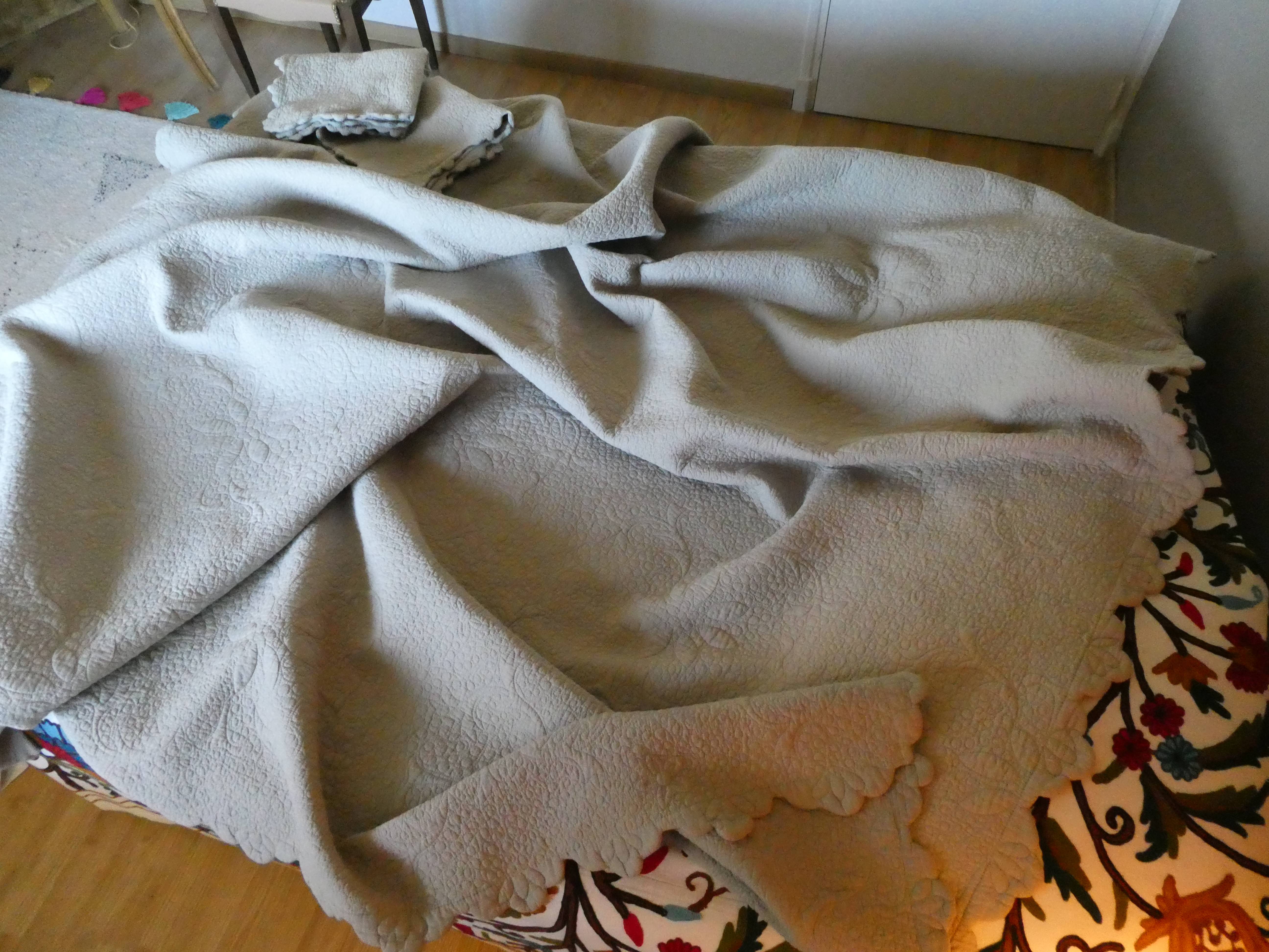Boutis coton gris - 250 x 230
