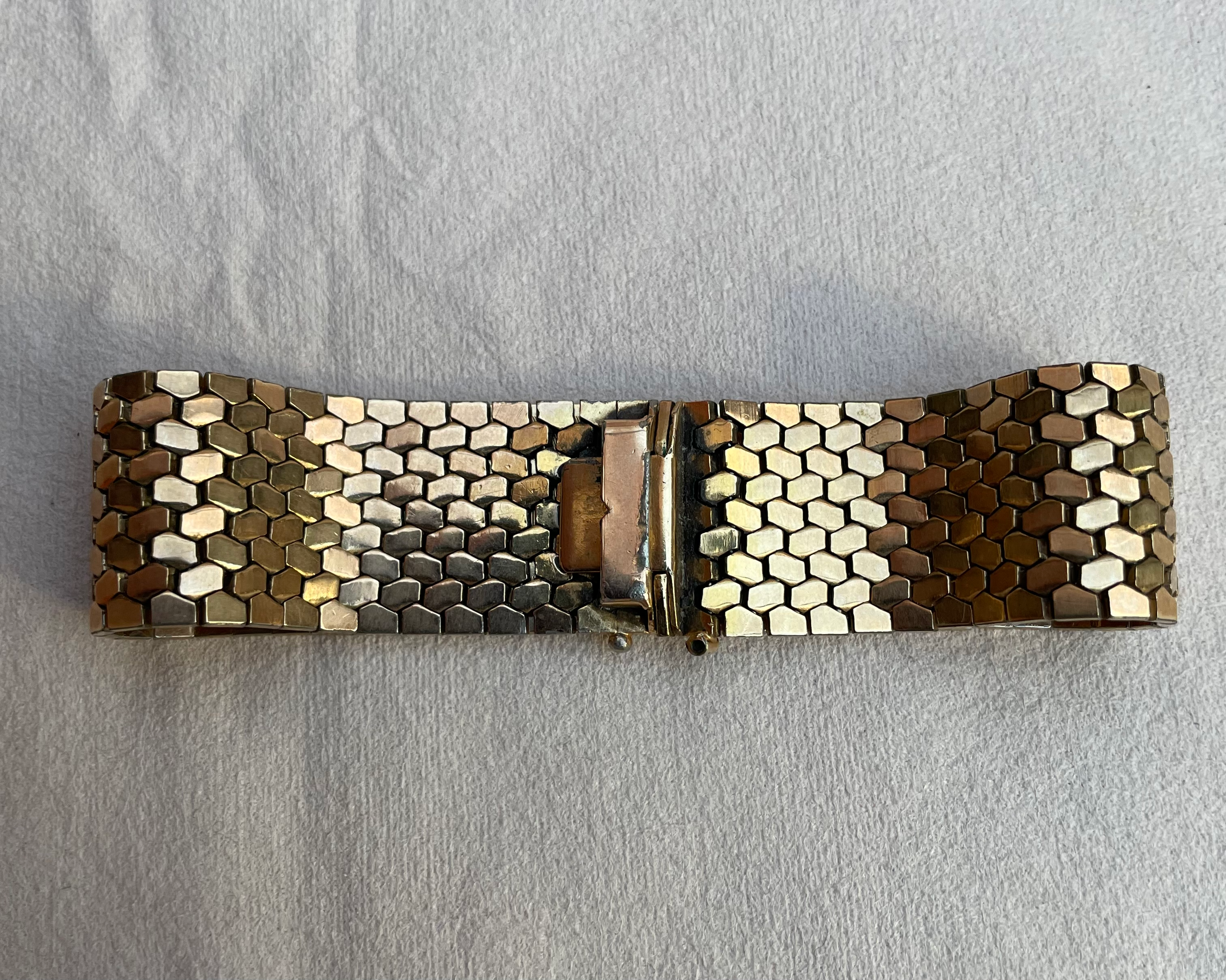 Bracelet années 1930 doré en maille