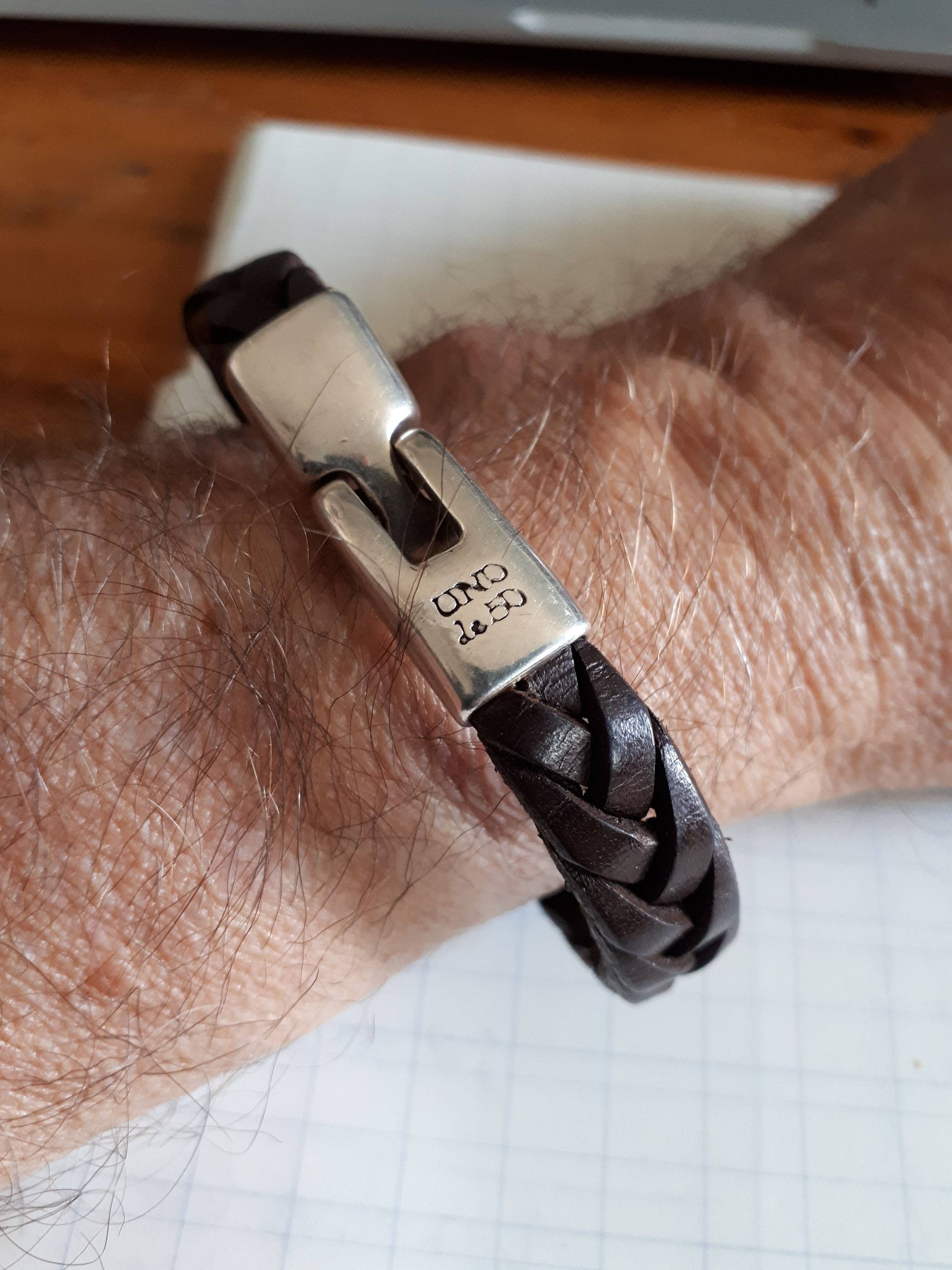Bracelet UNO DE 50 en cuir tressé