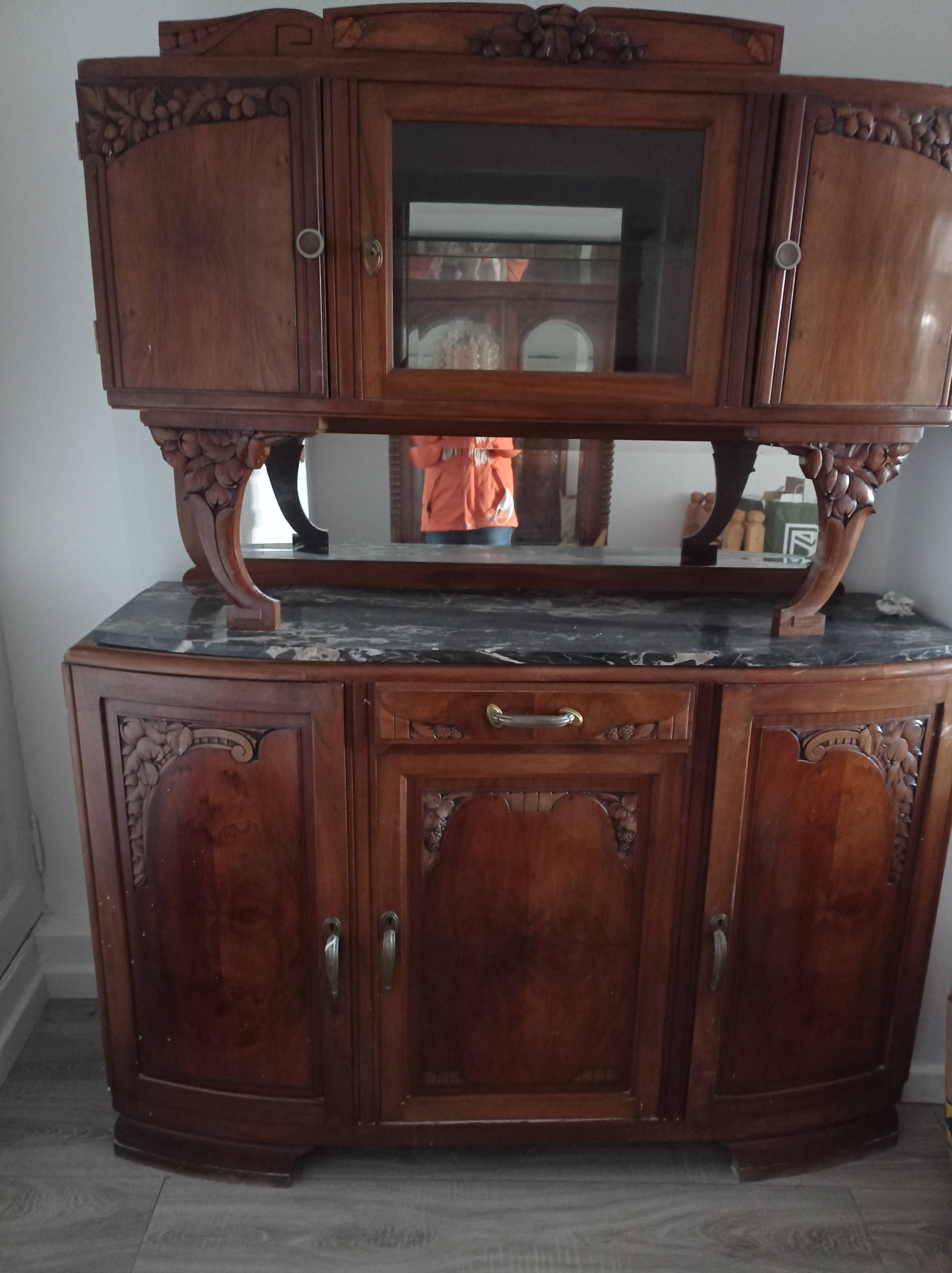 Buffet salle à manger années 1930 sur Gens de Confiance