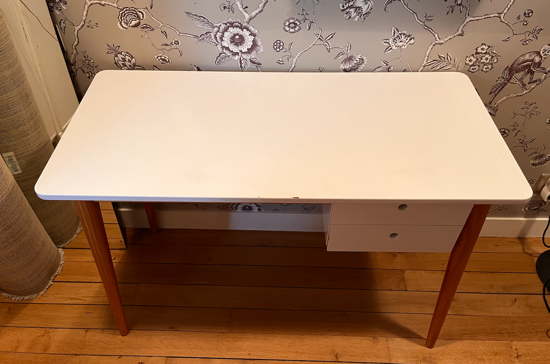 Bureau style scandinave sur Gens de Confiance