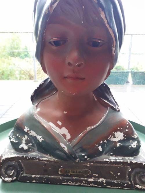 Buste de femme polychrome XIX