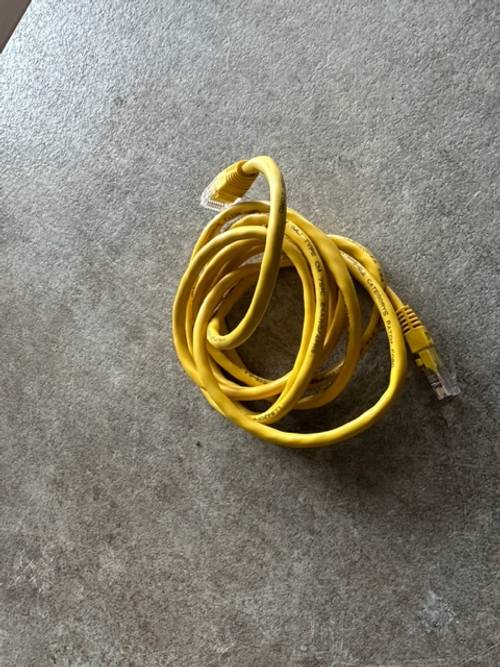 Câble inthernet type cmg Ft 4 utp