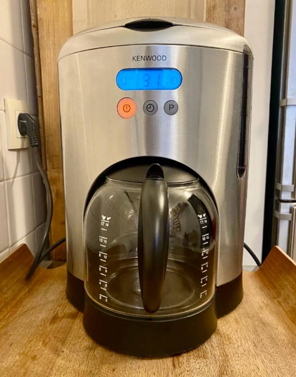 Vends cafetière électrique en inox