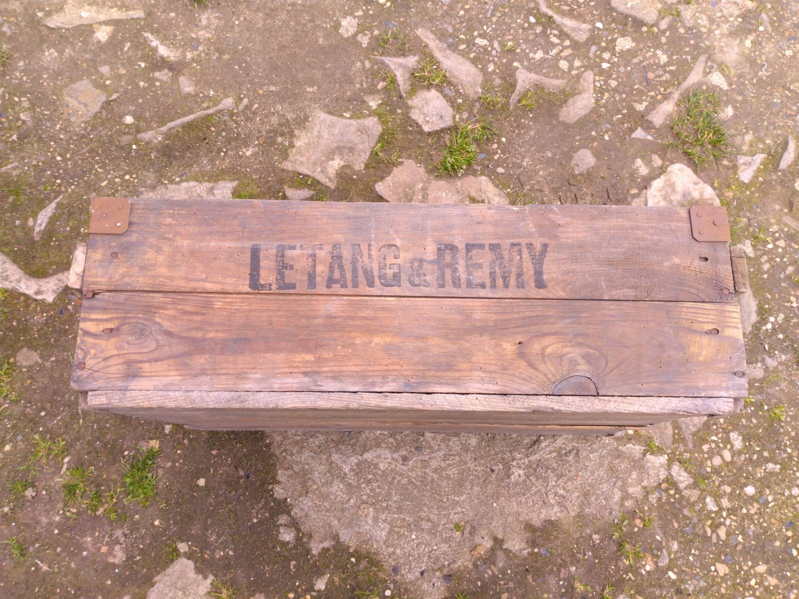 Caisse ancienne bois transport Letang Remy