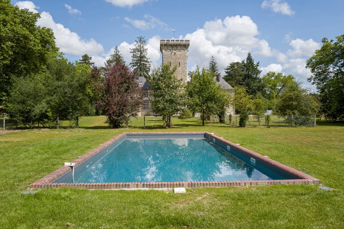 Loue Campagne chic 1H30 de Paris 30ème couchages Piscine 2 gites de 15 couchages - Lorris (45)
