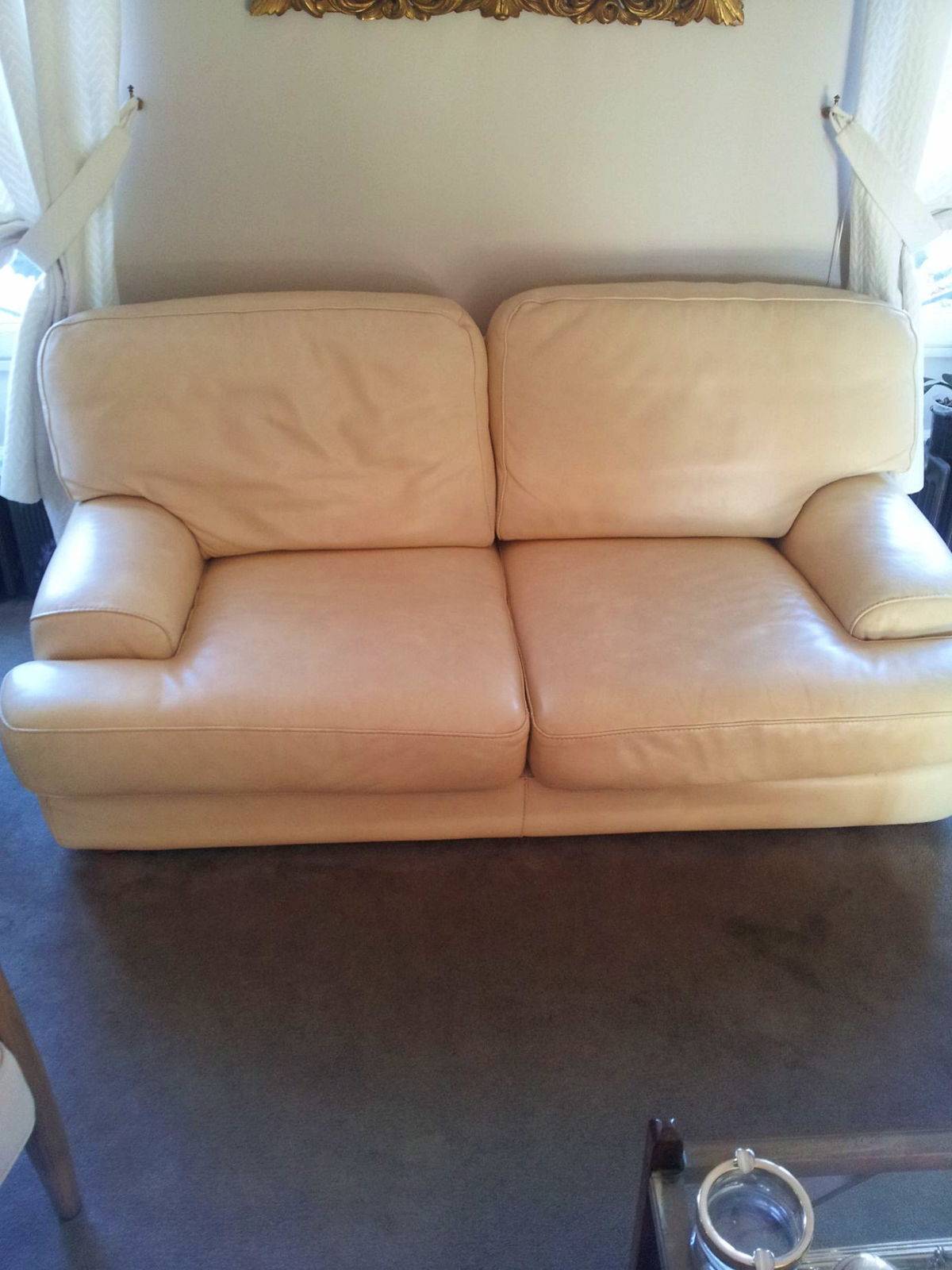 2 canapés cuir Roche Bobois, couleur ivoire