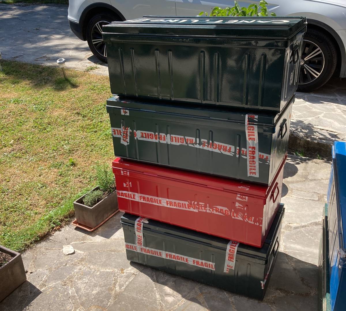 Vends lot de 4 cantines métalliques 80 L